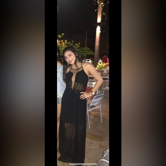 Black dress - Picture 4 of 4